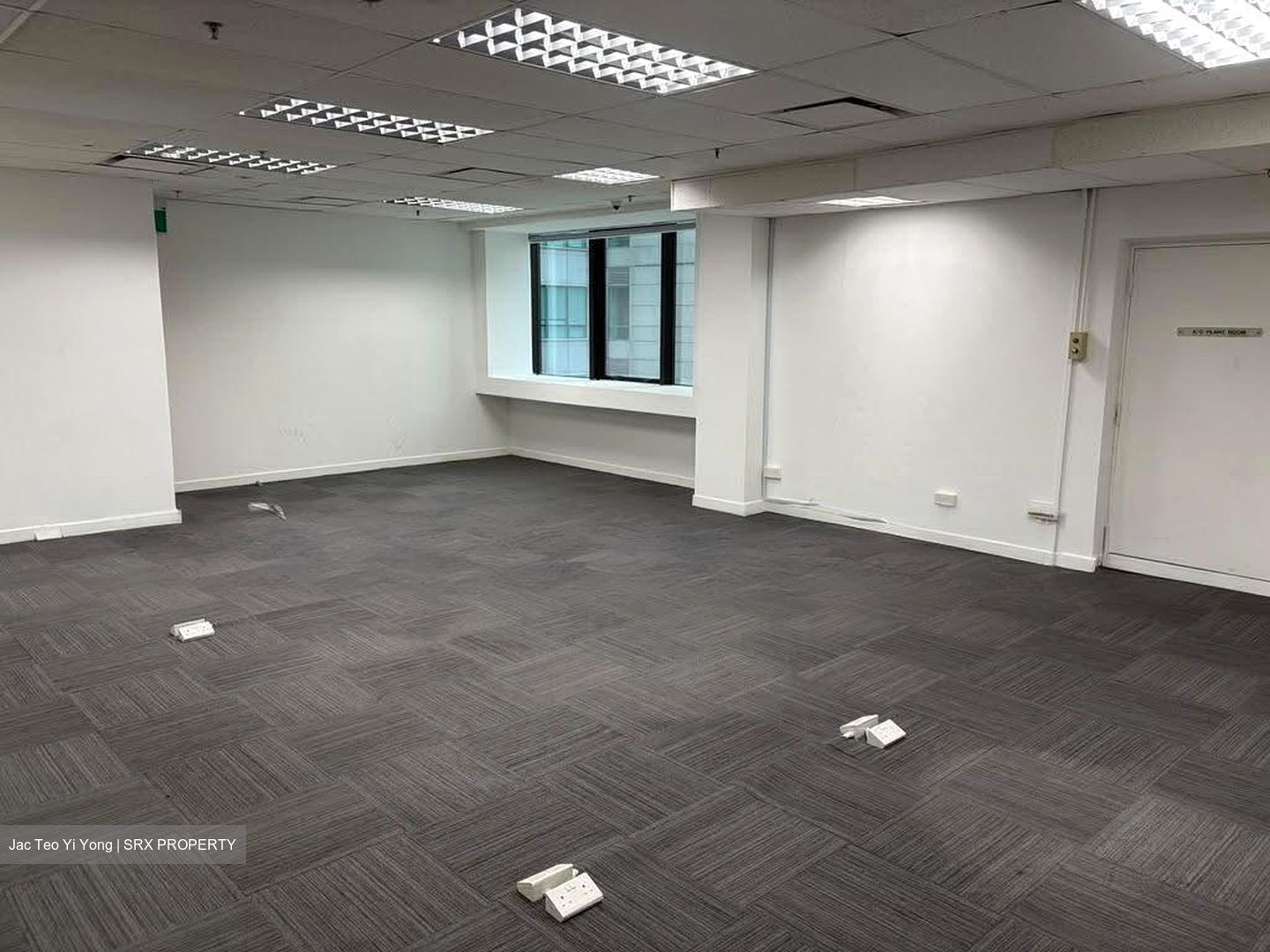 Royal Brothers Building (D1), Office #626855711